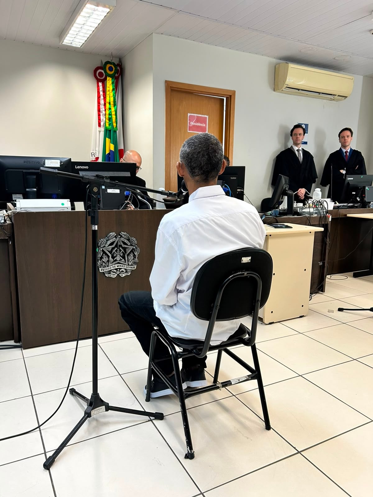 Réu confessa no júri que matou mulher e ocultou corpo em cisterna