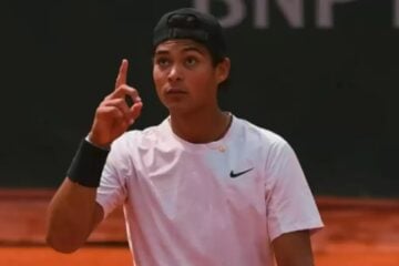 Guto Miguel se torna 1º brasileiro campeão juvenil em Roland Garros