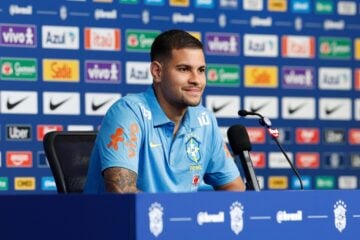Bruno Guimarães sobre estreia na Copa do Mundo: “o primeiro passo é o mais importante”