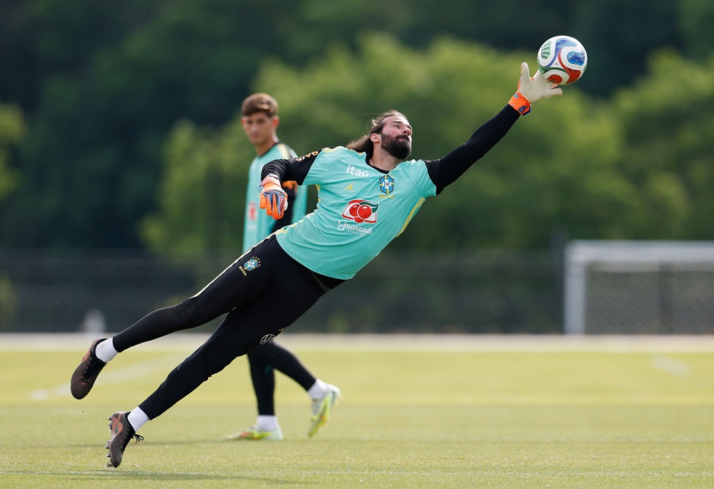 Com a apresentação do "trio da Champions", Brasil inicia preparação para Copa do Mundo nos EUA