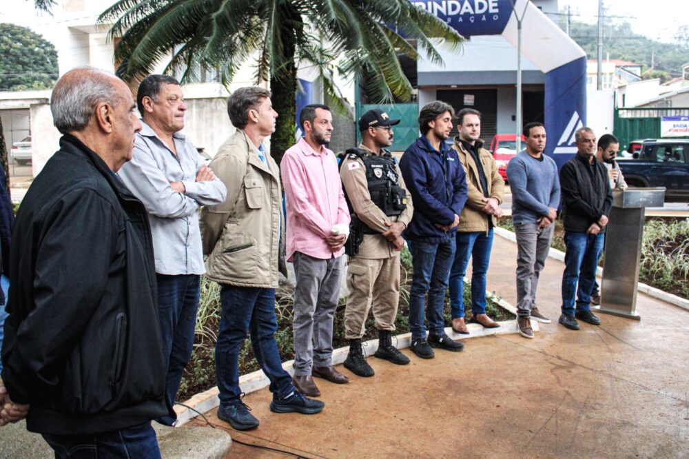 Barão de Cocais: praça Rondon Pacheco é reinaugurada com homenagens à ex-prefeita Cléria Maria Silva