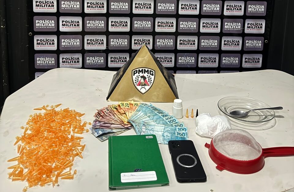 Três pessoas são presas por tráfico de drogas durante operação da Polícia Militar em Itabira