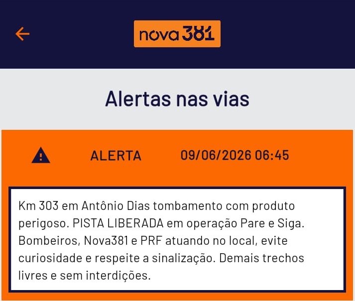 Carreta com combustível tomba na BR-381 em Antônio Dias; trânsito opera em "pare e siga"