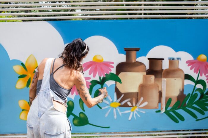 Museu da Pharmácia ganha murais de grafite em Ipoema