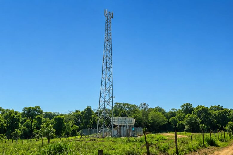Nova 381 orienta motoristas sobre uso de roaming e amplia cobertura de telefonia na BR-381