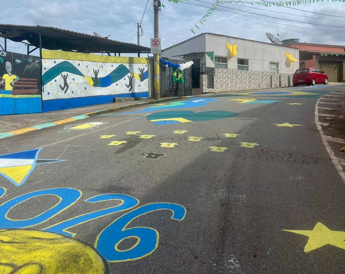 Itabira: rua Netuno, na Vila Amélia, abre programação do projeto “Nossa Rua é Hexa” com transmissão da estreia do Brasil na Copa