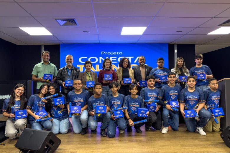 Conecta Talentos forma a primeira turma de Robótica em São Gonçalo do Rio Abaixo