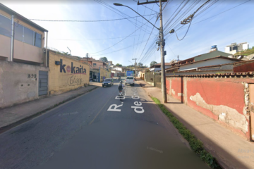 Itabira: obra na rede de esgoto interdita parcialmente rua no bairro Hamilton 