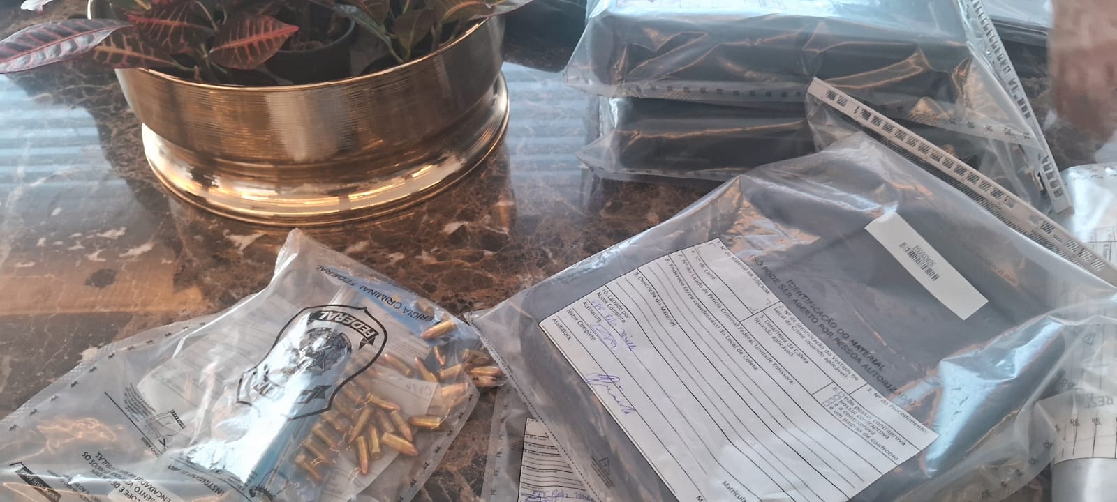 Procurado pela Interpol é levado para BH após flagrante com drogas em Minas