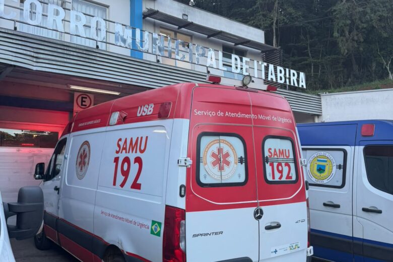 Motociclista sofre mal súbito, perde o controle da direção e bate em barranco na MGC-120, entre Itabira e Nova Era