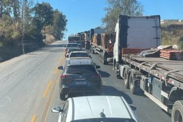 Obras provocam lentidão e congestionamentos em diferentes trechos da BR-381 nesta sexta-feira; veja onde