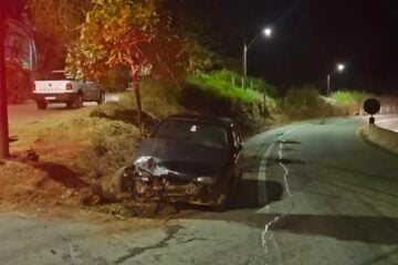 Colisão frontal termina em agressões e motorista fica ferido na AMG-1210, em Itabira
