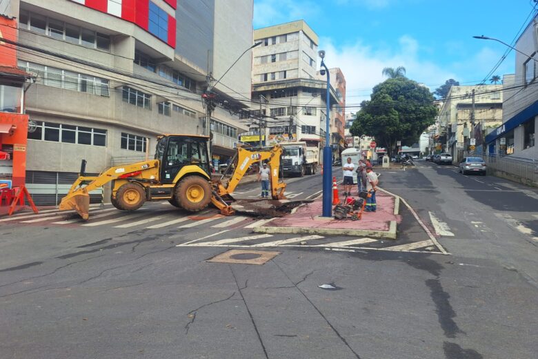 Itabira: avenida Daniel Jardim de Grisolia está parcialmente interditada para obras de drenagem