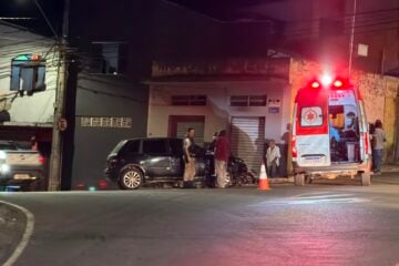 Motociclista fica ferido após colisão com carro no bairro Água Fresca, em Itabira