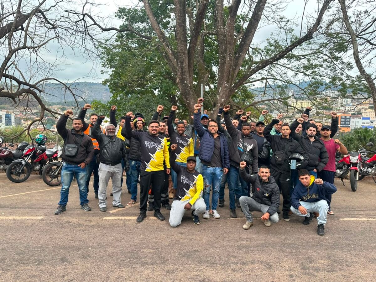”Breque dos app”: entregadores e motoristas de Itabira realizam manifestação durante paralisação nacional dos aplicativos