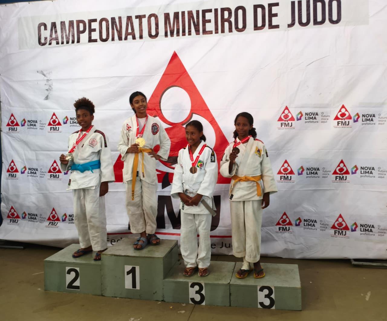São Gonçalo do Rio Abaixo conquista 12 medalhas no torneio estadual de judô da FMJ