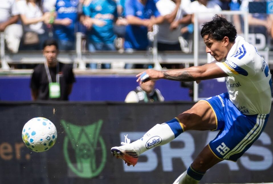 Cruzeiro vence Mirassol por 3 a 1 e entra provisoriamente no G-5 do Brasileirão