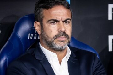 “É um momento duro para todos nós”, diz Artur Jorge após eliminação do Cruzeiro para o Flamengo na Libertadores