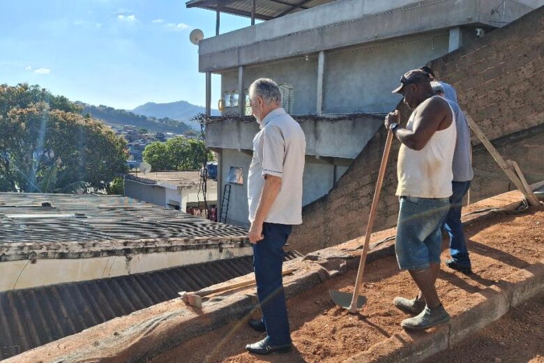 Prefeitura de João Monlevade conclui obra de contenção e recupera trecho da rua Felipe Camarão Prefeitura de João Monlevade conclui obra de contenção e recupera trecho da rua Felipe Camarão