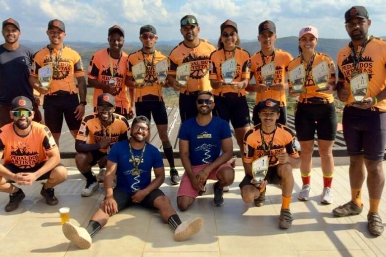 São Gonçalo do Rio Abaixo: Pedal dos Artistas participa  do  Desafio Avante Entre Serras, em Acuruí