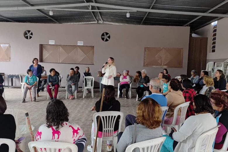 João Monlevade: Prefeitura    promove 1º Seminário Agosto Lilás de combate  à violência contra as mulheres
