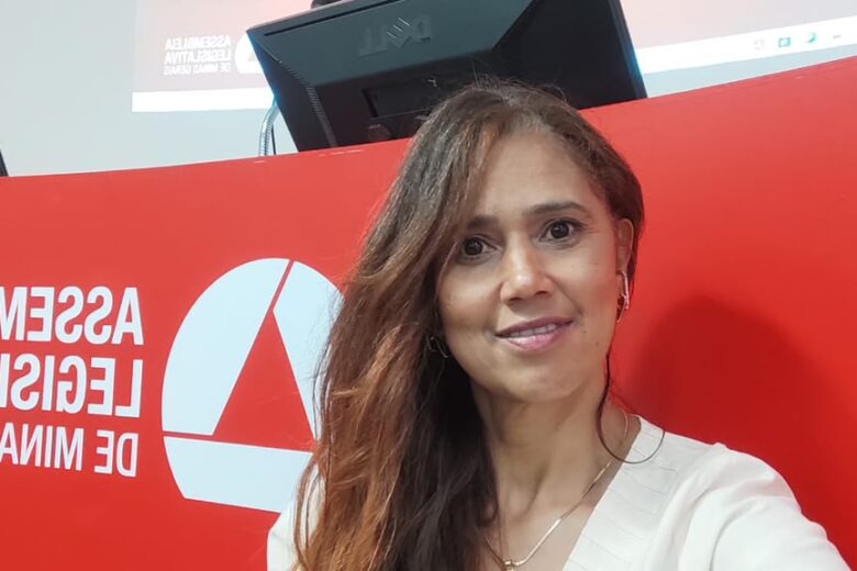 Cibele Machado é oficializada como candidata a deputada federal pelo Republicanos
