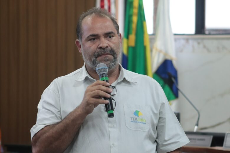 Diretor-presidente da Itaurb faz apelo por descarte correto de lixo em Itabira