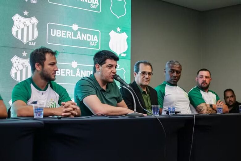 Uberlândia garante acesso à Série C do Brasileirão; diretor de futebol, Bernardo Lage celebra conquista histórica