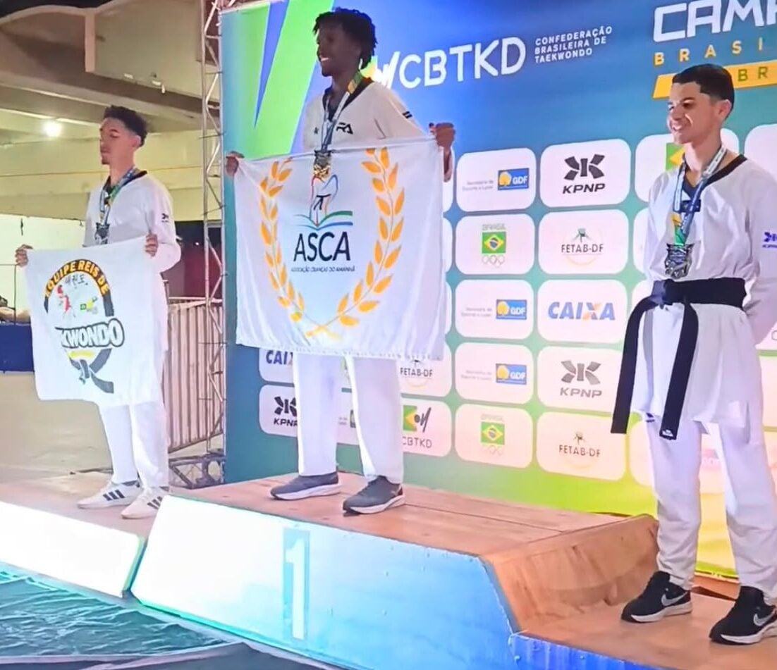 Atletas de Itabira sobe ao pódio do Super Campeonato Brasileiro de Taekwondo
