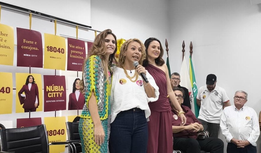 Áurea Carolina, Raquell Guimarães e Núbia City lançam candidaturas em Itabira