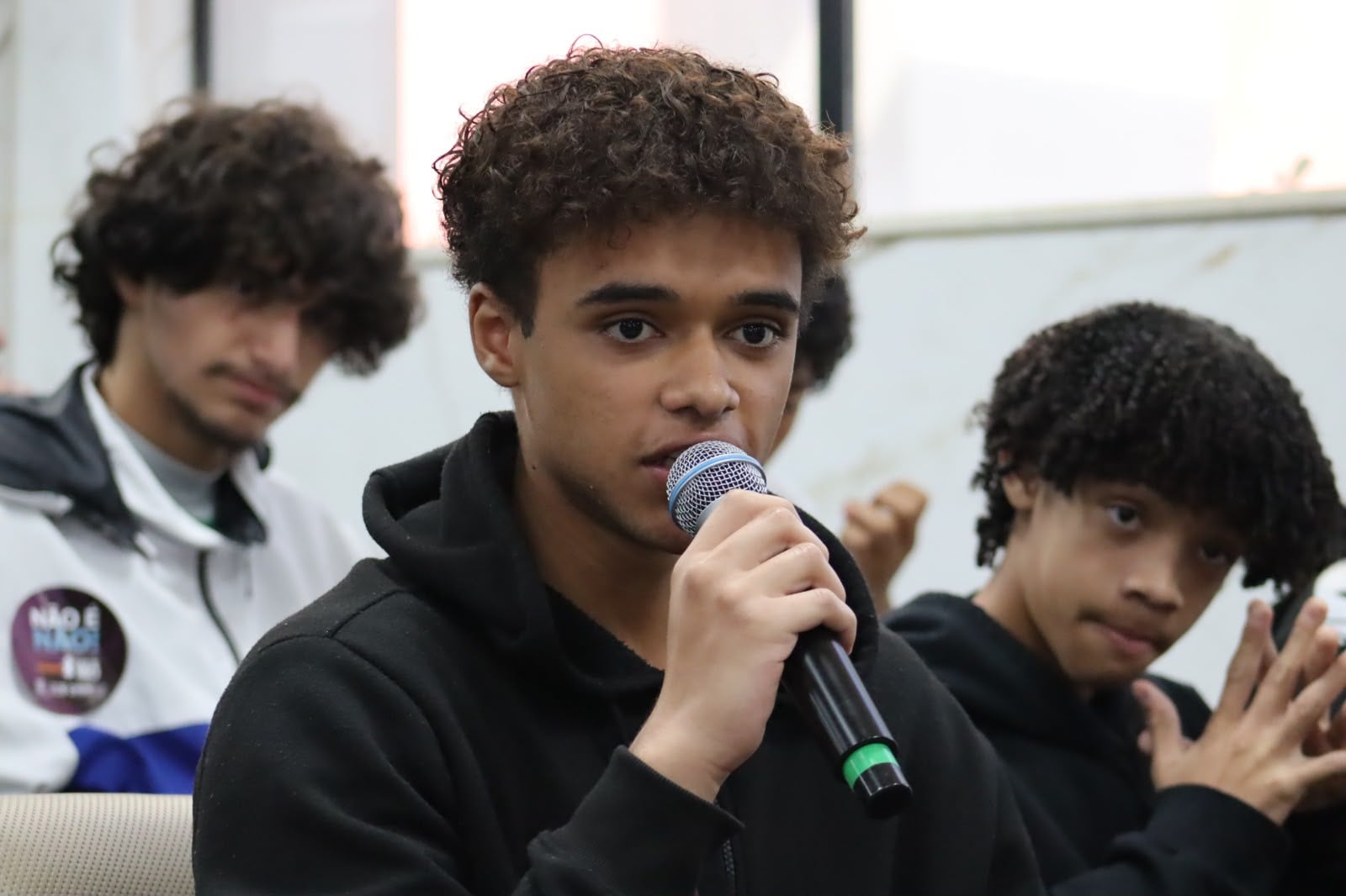 Agosto Lilás: Itabira debate o papel dos homens no combate à violência contra a mulher