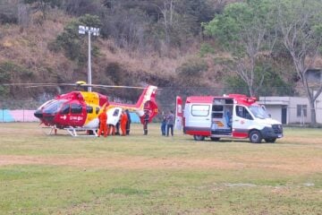 Comerciante é transferido de helicóptero para BH após grave acidente em Itabira