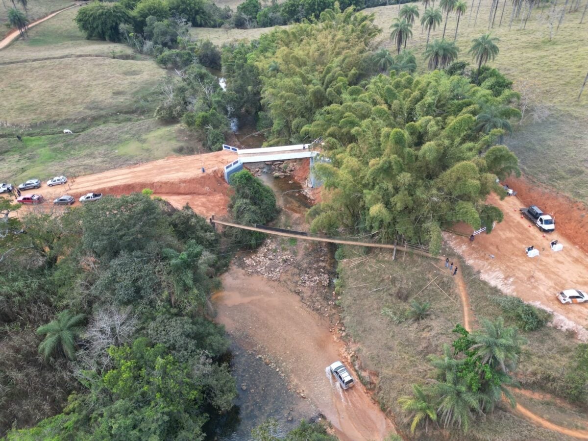 Itambé do Mato Dentro: ponte de Santana é inaugurada em Cabeça de Boi após décadas de reivindicação da comunidade