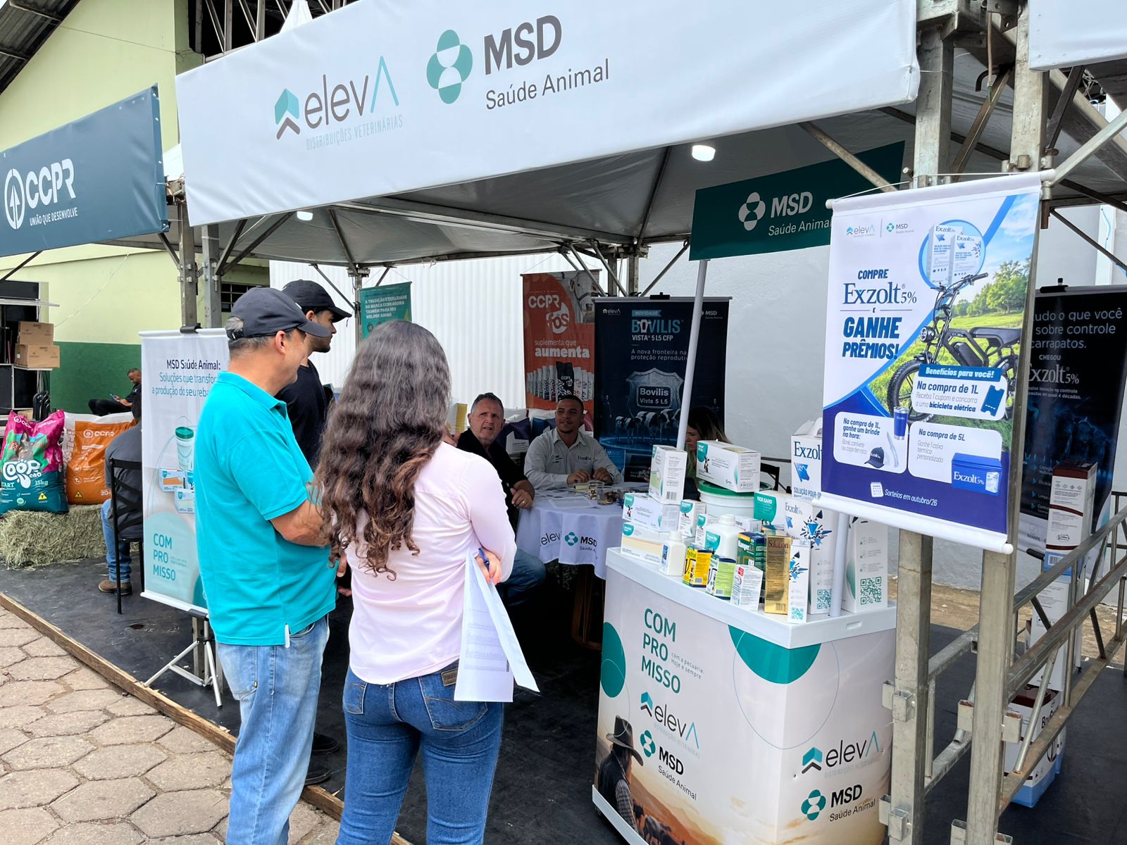 1ª Feira de Agronegócios da CAPSAL reúne produtores e empresas em Santa Maria de Itabira
