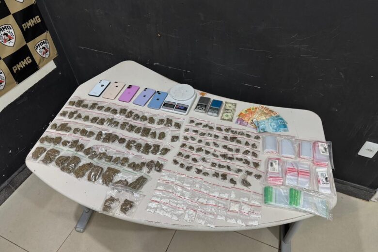 Trio é preso com mais de 170 porções de maconha e cocaína em Itabira 