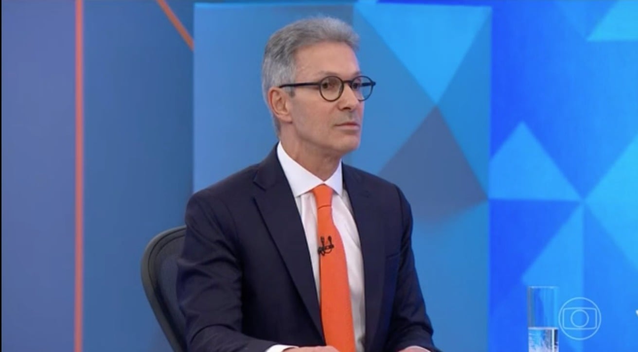 Em debate na Globo, Zema diz ser contra obrigatoriedade de vacina e promete anistiar Bolsonaro se eleito