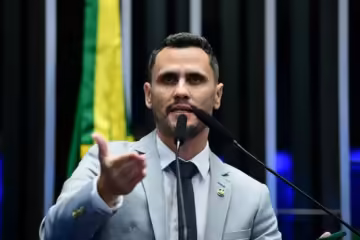 Datafolha: Cleitinho lidera disputa pelo governo de Minas com 32%; Patrus e Kalil têm 12%
