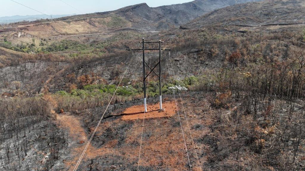 Mais de 46 mil pessoas ficaram sem energia elétrica em Minas Gerais devido às queimadas em 2026