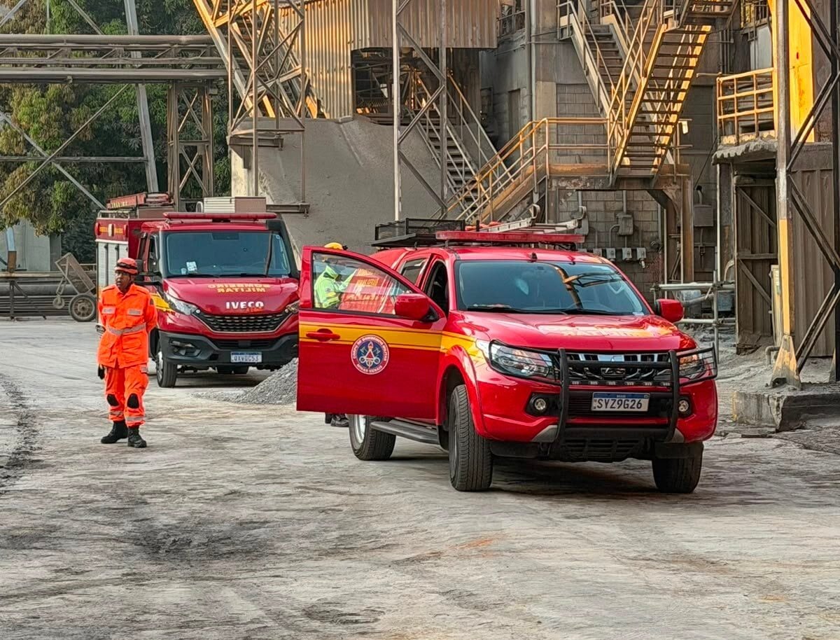 Trabalhador morre após ser prensado por estrutura de ferro em empresa da Região Metropolitana de BH