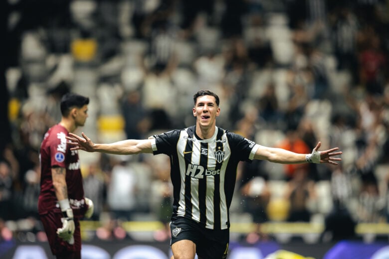Atlético-MG vira sobre o Santos, vence nos pênaltis e se classifica para a semifinal da Sul-Americana