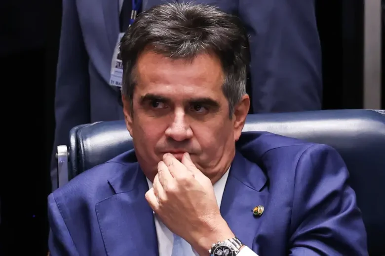 Polícia Federal acha lista com nomes de políticos e valores em churrasqueira de Ciro Nogueira