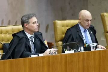 PF aponta que Vorcaro mandou ao menos 28 mensagens a Moraes