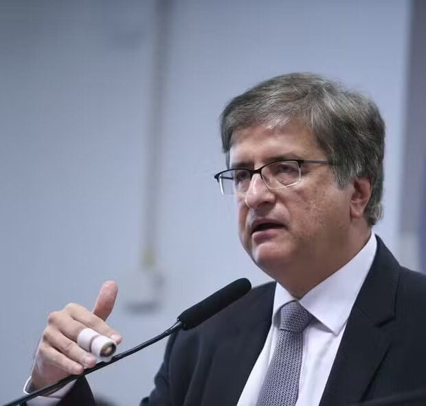 Mensagem de Gonet para Vorcaro: ‘tomara que tenha charuto e Macallan’
