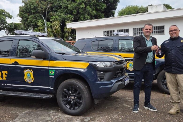 Segurança  viária: a Nova 381 entrega duas viaturas à PRF-MG