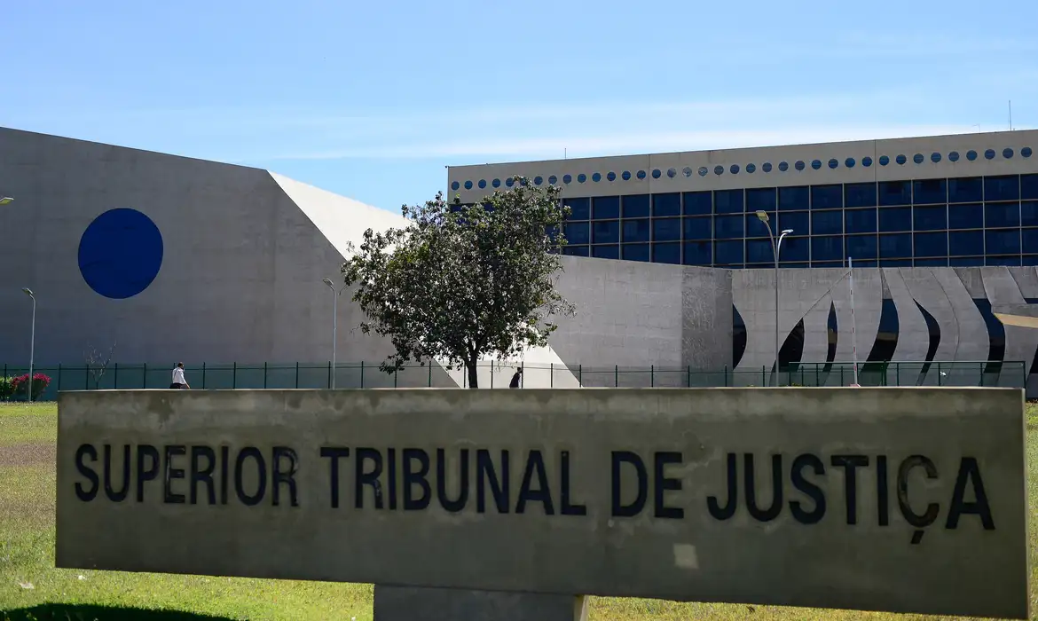 STJ define critérios para penhora do salário do devedor