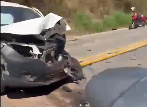 Homem morre após ficar preso às ferragens em acidente na MGC-120