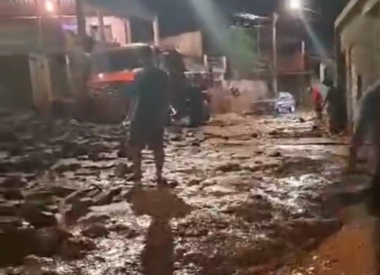 Chuva forte provoca enxurrada e volta a preocupar moradores de Rio Piracicaba