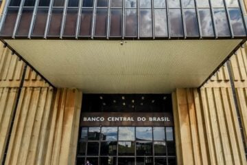 Banco Central reduz juros básicos para 13,75% ao ano
