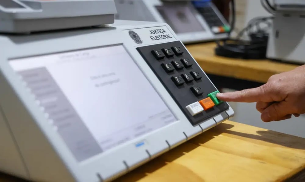TSE aprova registros de seis candidatos à Presidência da República; saiba mais