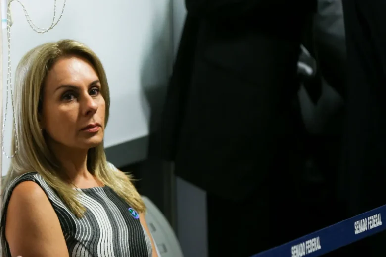 Moraes editou o contrato de R$ 131 milhões da sua esposa com o Banco Master
